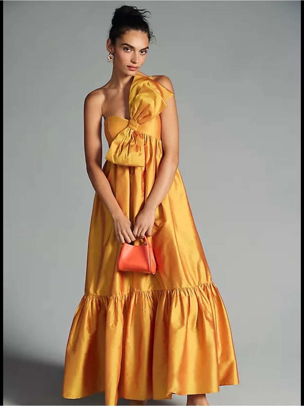 Atsu bow dress in gold